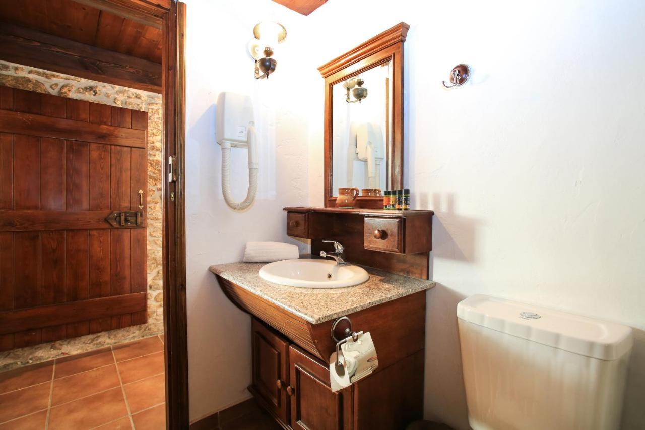 Villa Radamanthis Sívas Extérieur photo